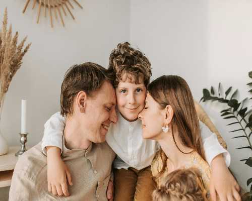 供卵三代试管在云南生男孩需要多少钱？云南锦江妇幼做试管婴儿多少钱？
